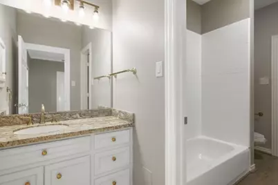 14 Pinewold Court, Houston, TX 77056 - Photo 33