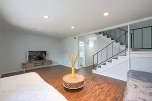 10188 Beekman Pl Dr, Houston, TX 77043 - Photo 7