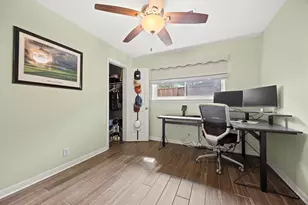 5334 Saxon Dr, Houston, TX 77092 - Photo 15