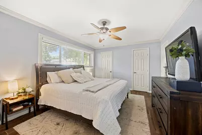 5334 Saxon Drive, Houston, TX 77092 - Photo 17