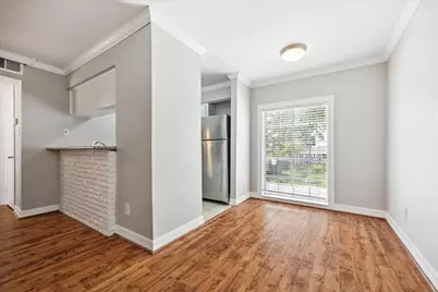 201 Emerson Street #11, Houston, TX 77006 - Photo 7