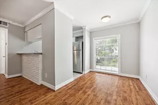 201 Emerson St, Houston, TX 77006 - Photo 7