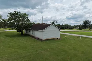 1420 Colorado St, Hempstead, TX 77445 - Photo 7