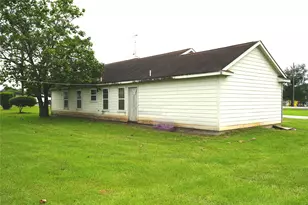 1420 Colorado St, Hempstead, TX 77445 - Photo 13