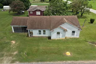 1420 Colorado St, Hempstead, TX 77445 - Photo 11
