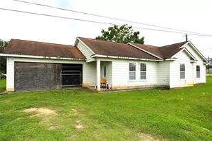 1420 Colorado St, Hempstead, TX 77445 - Photo 17