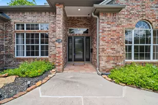 118 Hillsborough Dr W, Montgomery, TX 77356 - Photo 3