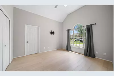 118 Hillsborough Drive W, Montgomery, TX 77356 - Photo 15