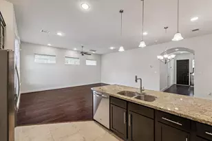 1815 Crestdale Dr, Houston, TX 77080 - Photo 9