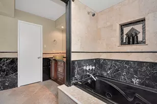 9811 Rocktree Dr, Houston, TX 77040 - Photo 25