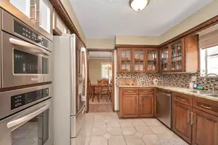 9811 Rocktree Dr, Houston, TX 77040 - Photo 11