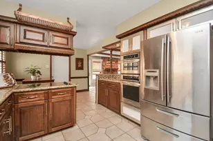 9811 Rocktree Dr, Houston, TX 77040 - Photo 13