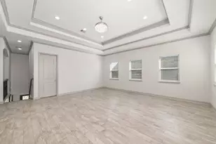 126 Comal Dr, Baytown, TX 77523 - Photo 21