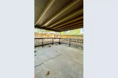 634 Twinbrooke Drive, Houston, TX 77037 - Photo 15