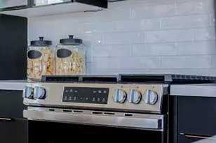 4805 Paula St, Houston, TX 77033 - Photo 17