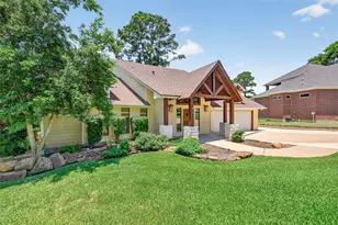 495 Wildwood Dr, Onalaska, TX 77360 - Photo 3