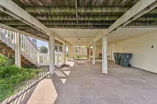12600 W Ventura Dr, Galveston, TX 77554 - Photo 35