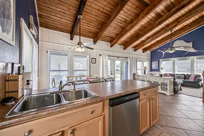 12600 W Ventura Drive, Galveston, TX 77554 - Photo 21