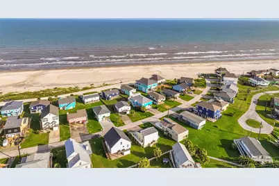 12600 W Ventura Drive, Galveston, TX 77554 - Photo 7