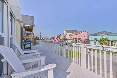 12600 W Ventura Drive, Galveston, TX 77554 - Photo 9