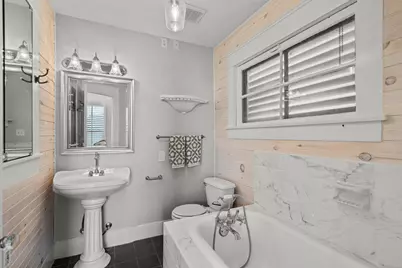 611 Church Street, Galveston, TX 77550 - Photo 29