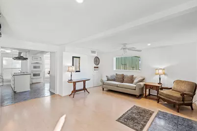 611 Church Street, Galveston, TX 77550 - Photo 11