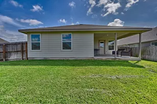 1111 Briscoe St, Brenham, TX 77833 - Photo 15