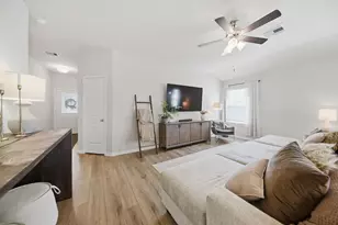 1111 Briscoe St, Brenham, TX 77833 - Photo 9