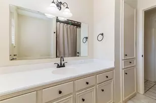 102 Paradise Valley Dr, West Columbia, TX 77486 - Photo 19