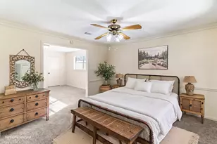 102 Paradise Valley Dr, West Columbia, TX 77486 - Photo 11