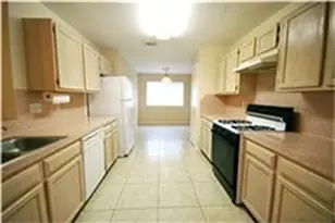 15518 Town Green Dr, Houston, TX 77083 - Photo 5