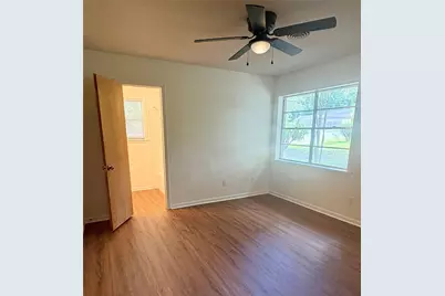 1801 Beazley Street, Brenham, TX 77833 - Photo 11