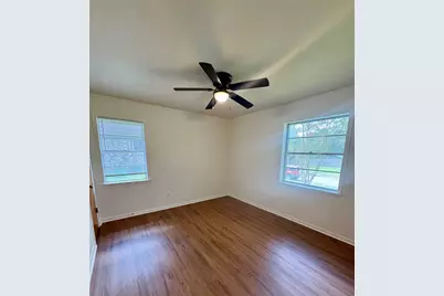 1801 Beazley Street, Brenham, TX 77833 - Photo 15