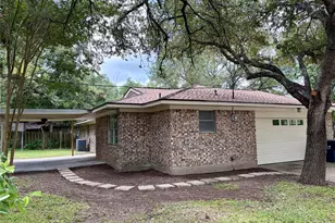 1801 Beazley St, Brenham, TX 77833 - Photo 21