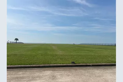 6327 Redfish Reef Drive, Beach City, TX 77523 - Photo 3