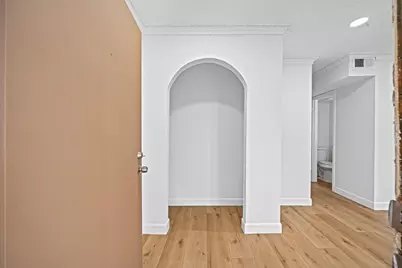8726 Wilcrest Drive #8726, Houston, TX 77099 - Photo 11