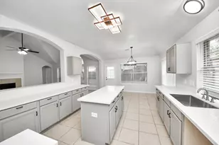 16243 April Ridge Dr, Houston, TX 77083 - Photo 17