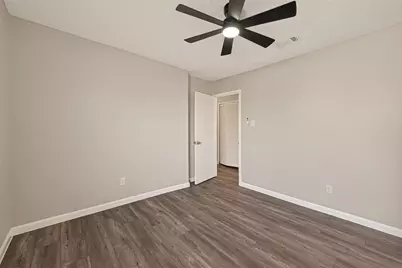 7622 Poitiers Drive, Houston, TX 77071 - Photo 35