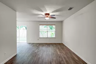 19427 Ambrosia Falls Dr, Tomball, TX 77375 - Photo 5