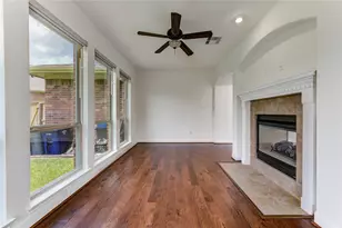 1335 Altavilla Ln, League City, TX 77573 - Photo 11