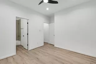 203 Danna Ln, Houston, TX 77009 - Photo 21