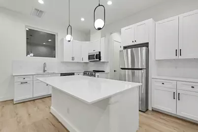 203 Danna Lane, Houston, TX 77009 - Photo 7