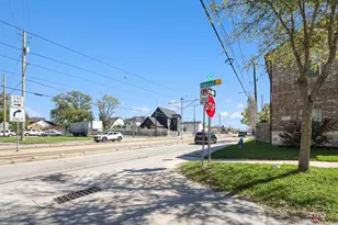 203 Danna Ln, Houston, TX 77009 - Photo 47