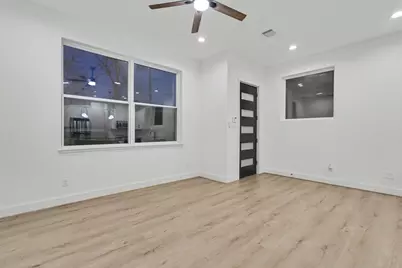 203 Danna Lane, Houston, TX 77009 - Photo 3