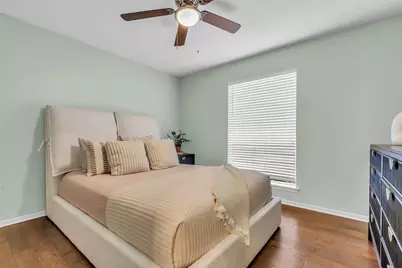 11407 Overbrook Lane, Houston, TX 77077 - Photo 19