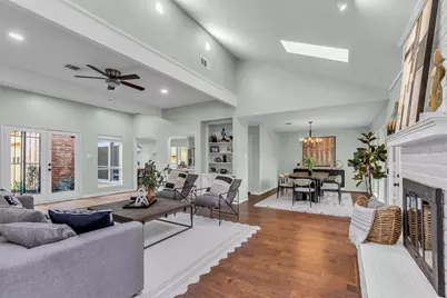 11407 Overbrook Lane, Houston, TX 77077 - Photo 7