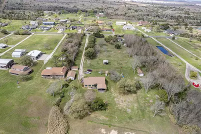 11910 Cedar Gully Road, Beach City, TX 77523 - Photo 9