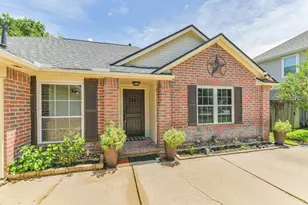 22522 Willow Branch Ln, Tomball, TX 77375 - Photo 7
