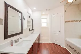 2102 Landcircle Ct, Sugar Land, TX 77478 - Photo 11