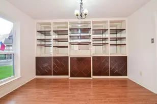 2102 Landcircle Ct, Sugar Land, TX 77478 - Photo 7